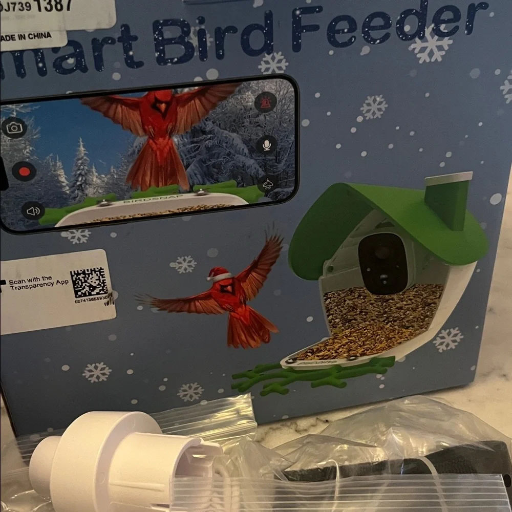Green and White Smart Bird Feeder, NWT